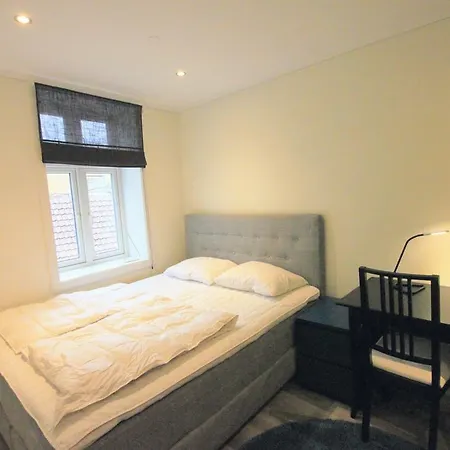 Modern_dark_apartment * Bergen